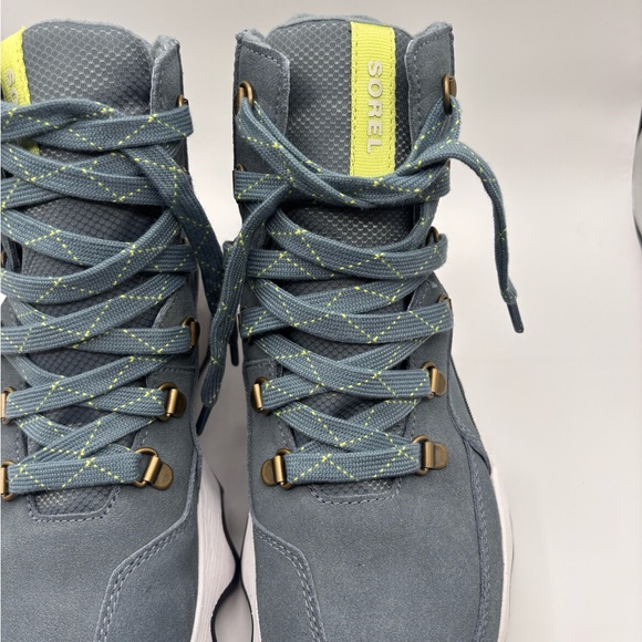 Sorel Womens Size 8 Kinetic Impact Conquest Waterproof Insulated Sneaker Boots - Picture 3 of 10